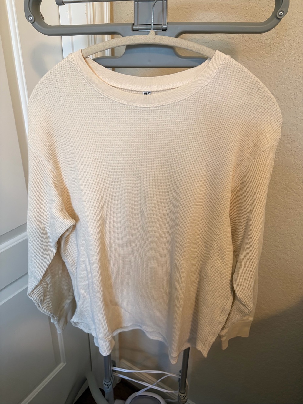 Uniqlo Cream Waffle-Knit Crew Neck Sweater